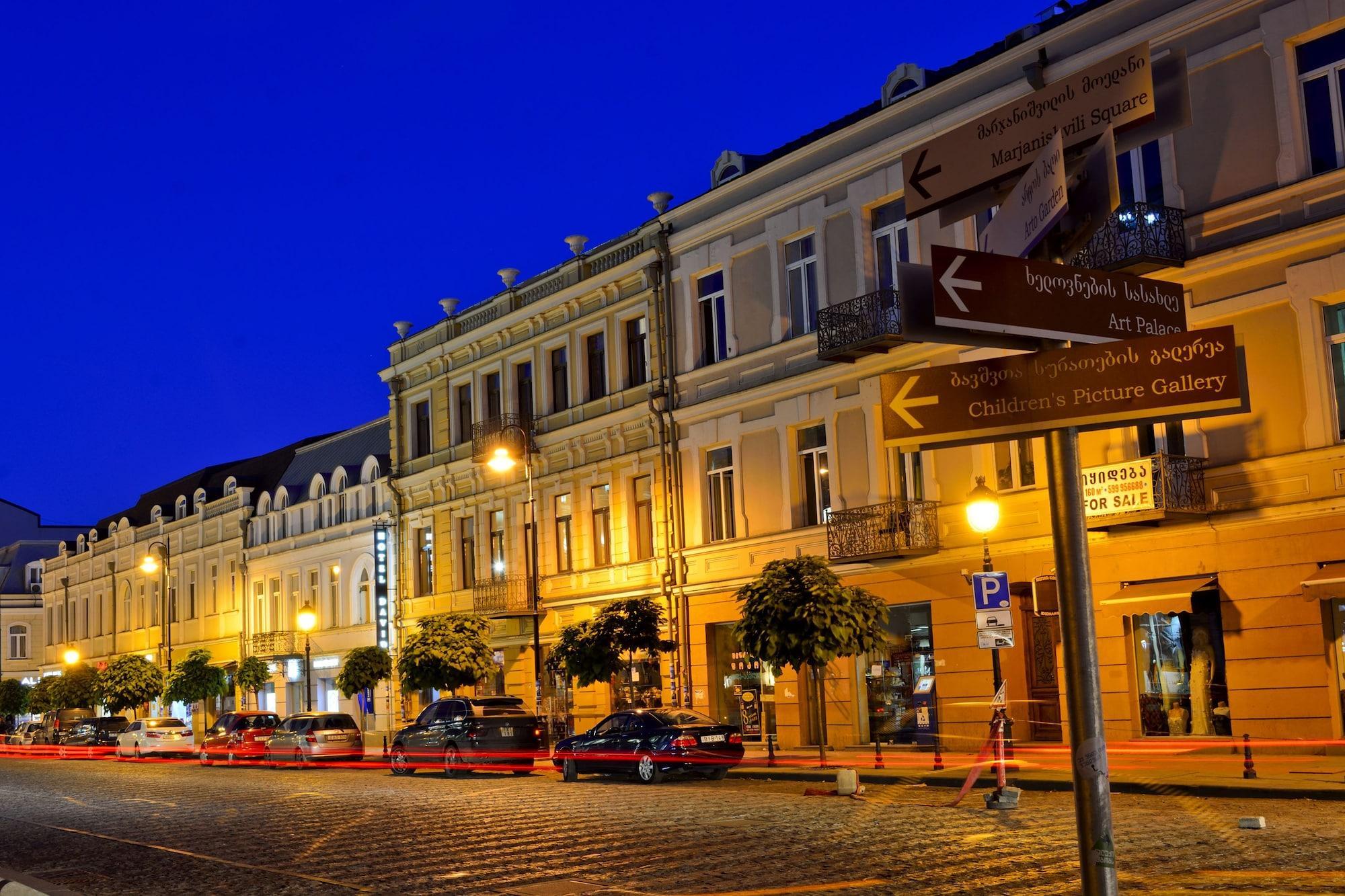 King David Hotel Tbilisi Exterior foto